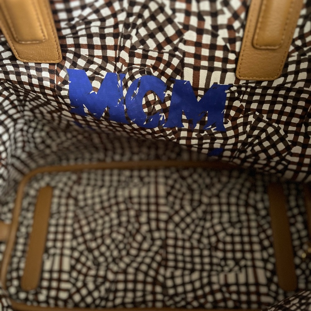 Mcm Medium Reversible Tote In Cognac Color - image 7